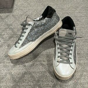 P448 gently worn, a few stains on side that will come out. Size 41